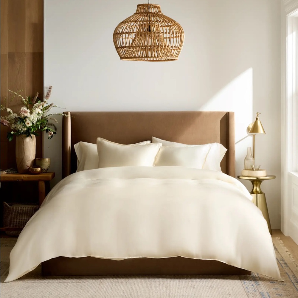 QUINCE Bamboo Duvet Cover Ivory King Cal King